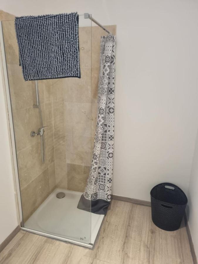 Appartement Sejour , Cure Cransac Au 1Er Etage 2 Nuits Minimum Εξωτερικό φωτογραφία